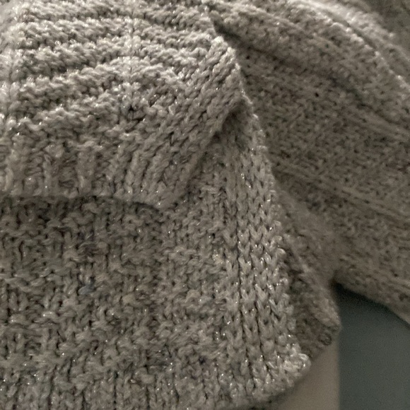 White House Black Market sweater, size L - Picture 9 of 9